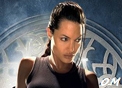 Angelina Jolie Giydirme oyunu